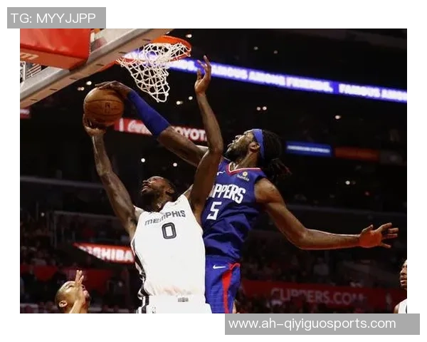 湖人队与灰熊队激战正酣2021年2月13日精彩回顾与赛后分析